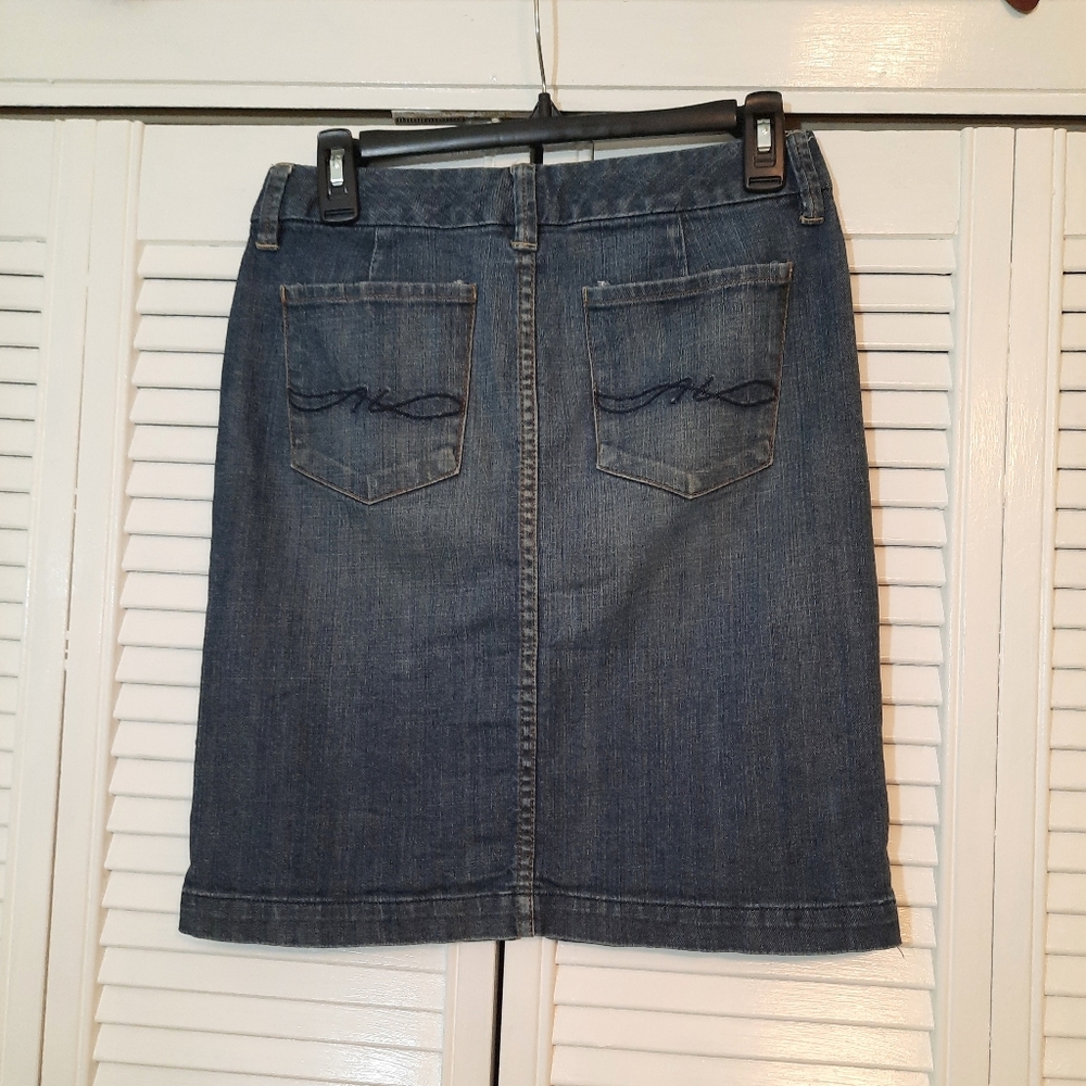 Tommy Hilfiger denim skirt sz 0 *1 - Picture 2 of 4